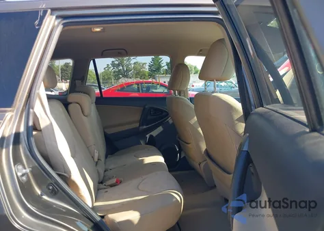 2011 Toyota Rav4 z USA, uszkodzony, nr VIN 2T3ZF4DV9BW068668